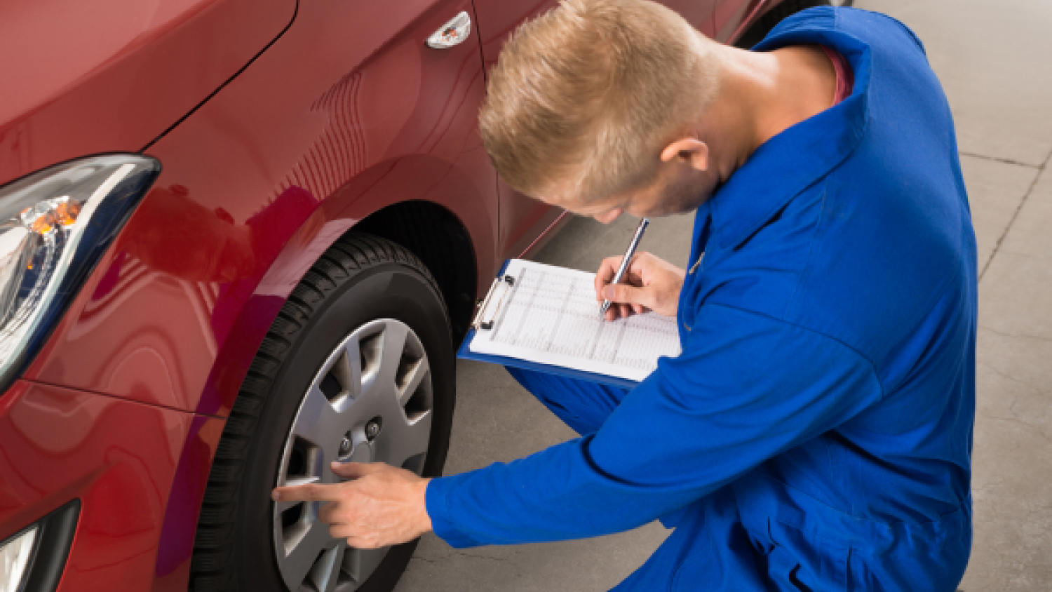 تشخیص خودرو تصادفی قبل از خرید – کارشناسی رنگ و بدنه